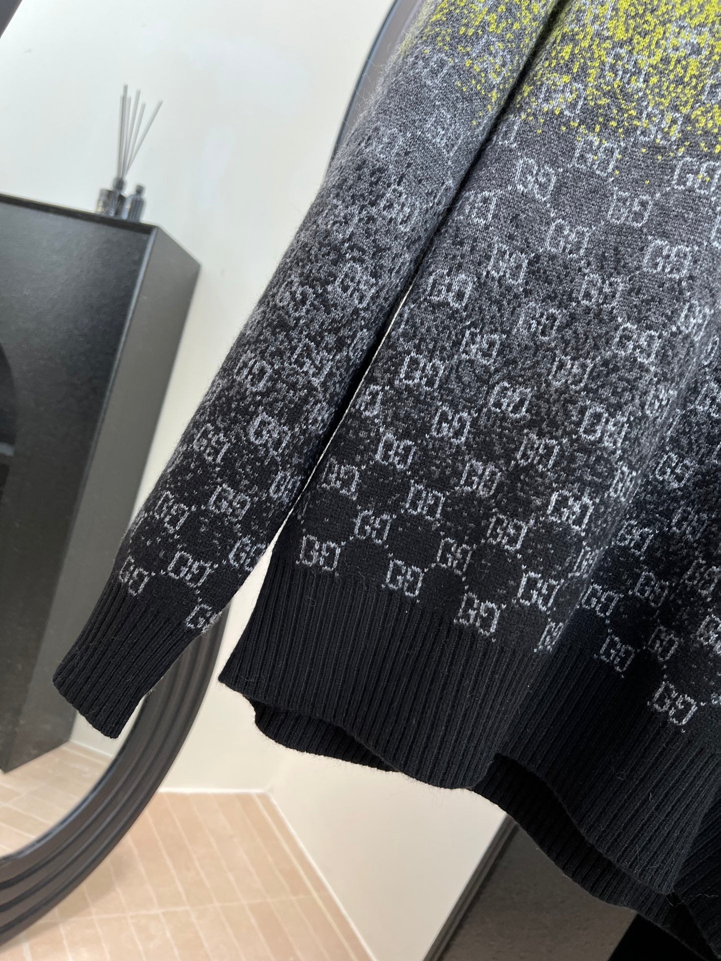 GUCCI SWEATER STYLE 16