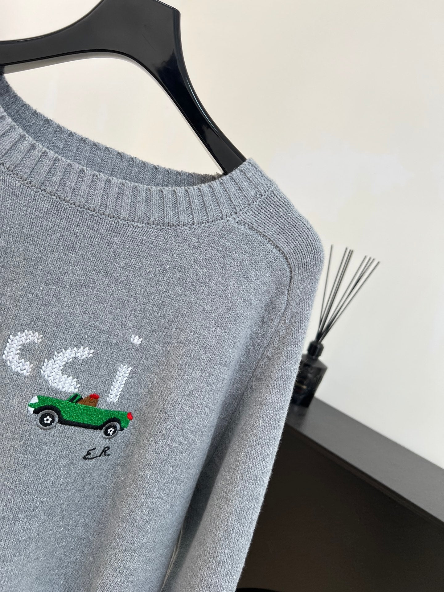 GUCCI SWEATER STYLE 64