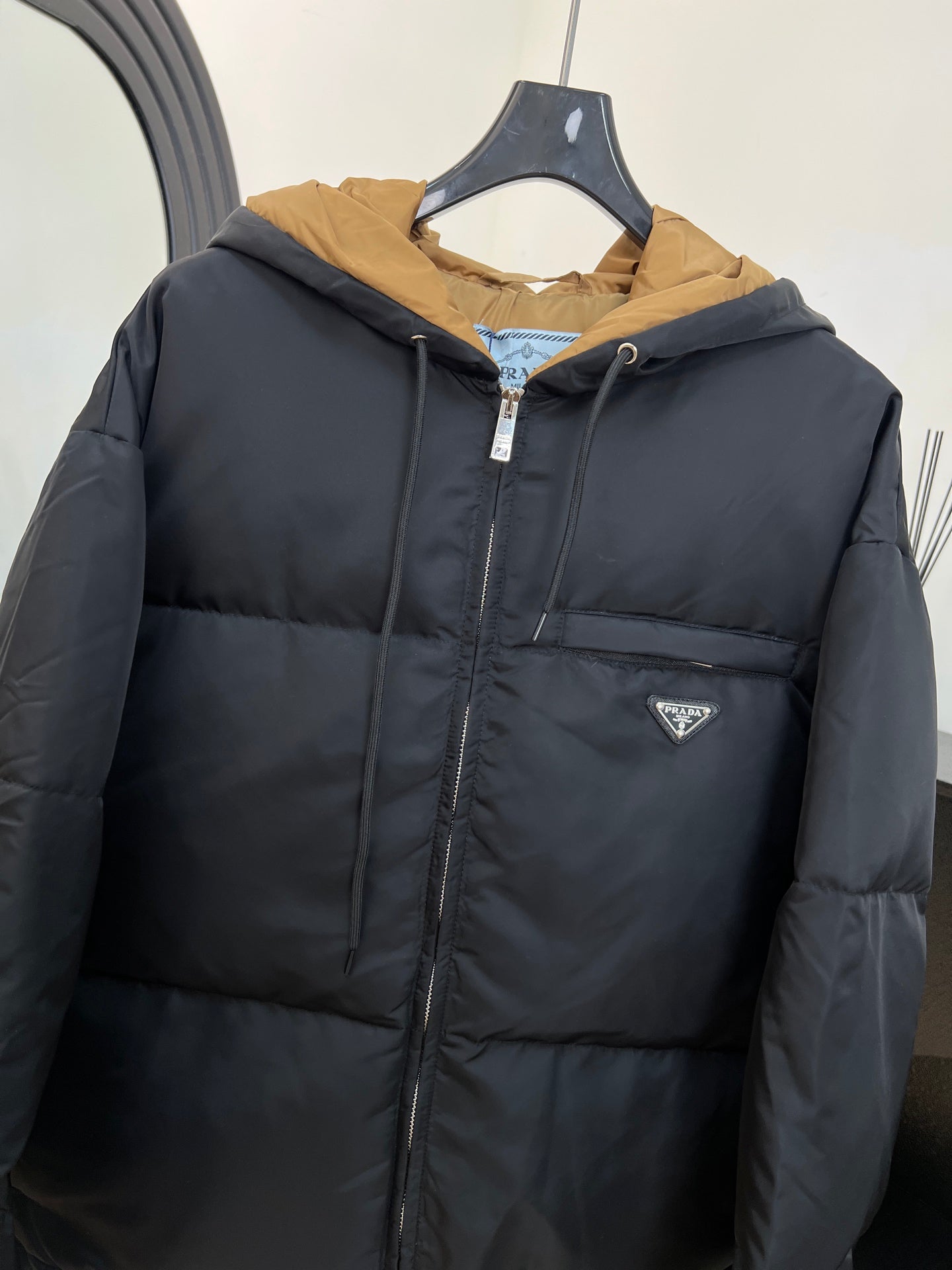 PRADA 25S PUFFER JACKET 620544