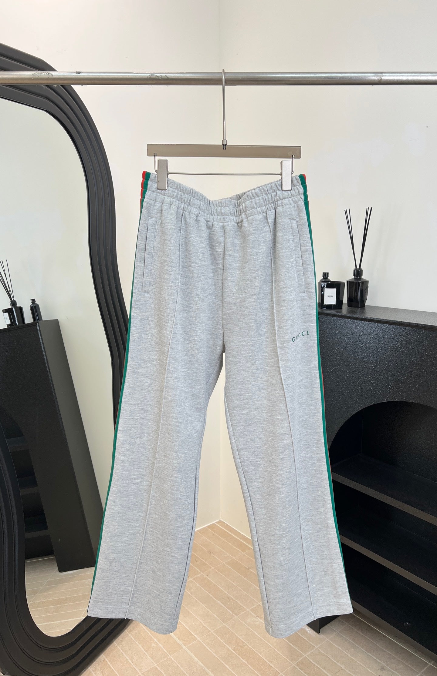 GUCCI 26S SWEATPANTS 82