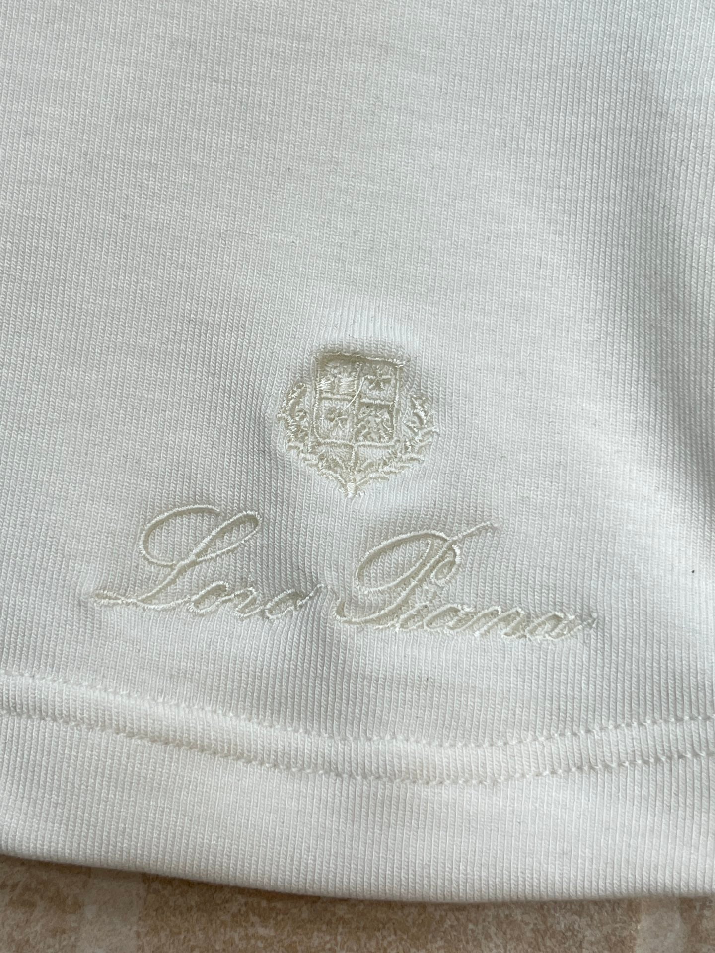 LORO PIANA 26S LONG SLEEVE T-SHIRT 748
