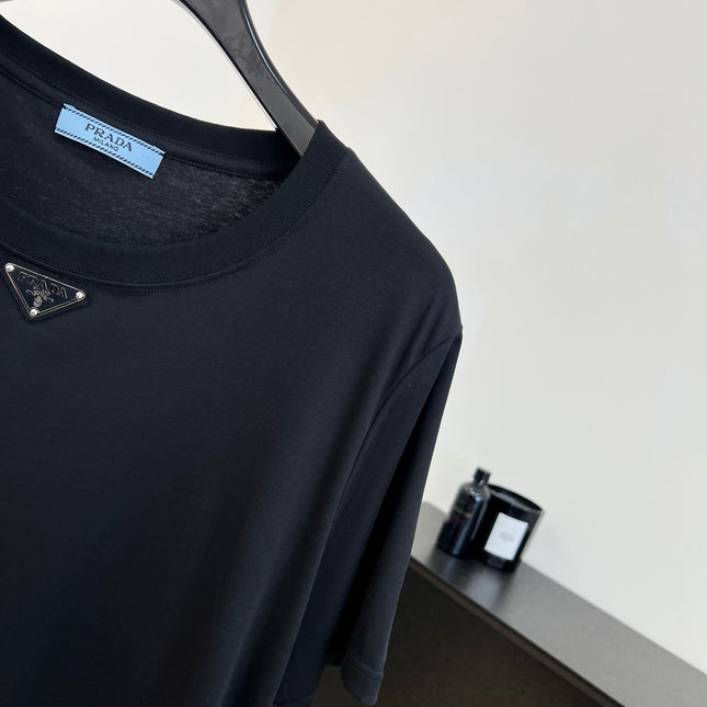 PRADA 26S SHORT SLEEVED T-SHIRT 748