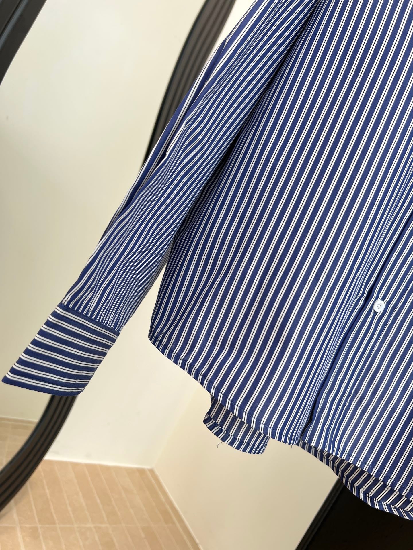 BALENCIAGA 26S STRIPED SHIRT 021