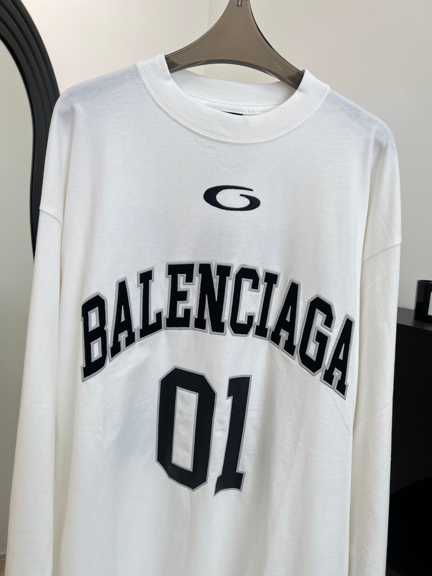 BALENCIAGA 26S LONG SLEEVE T-SHIRT 008