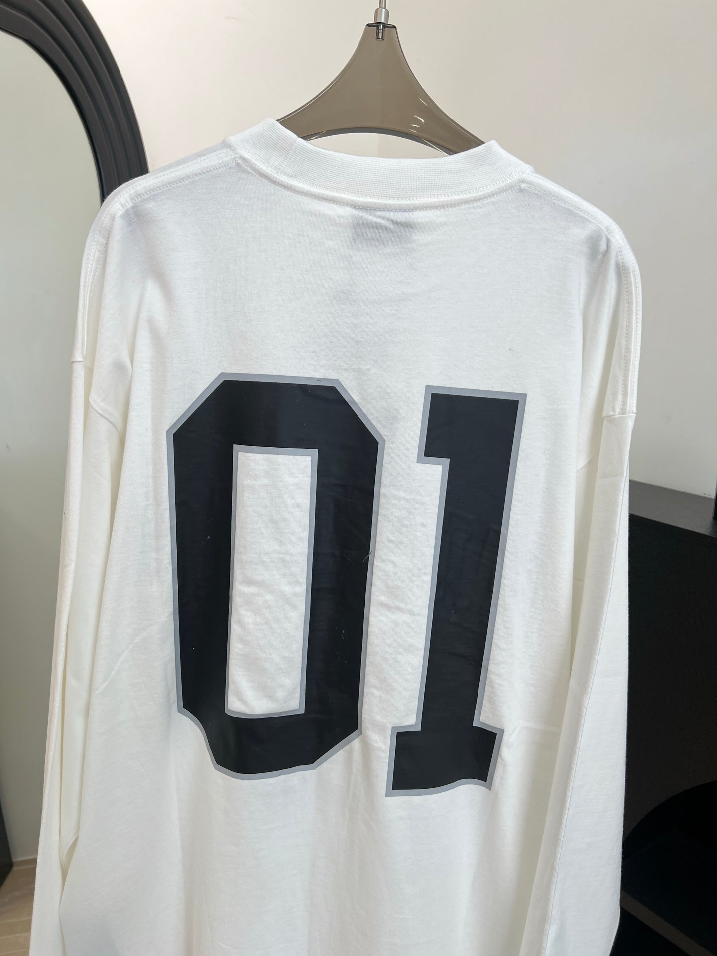 BALENCIAGA 26S LONG SLEEVE T-SHIRT 008