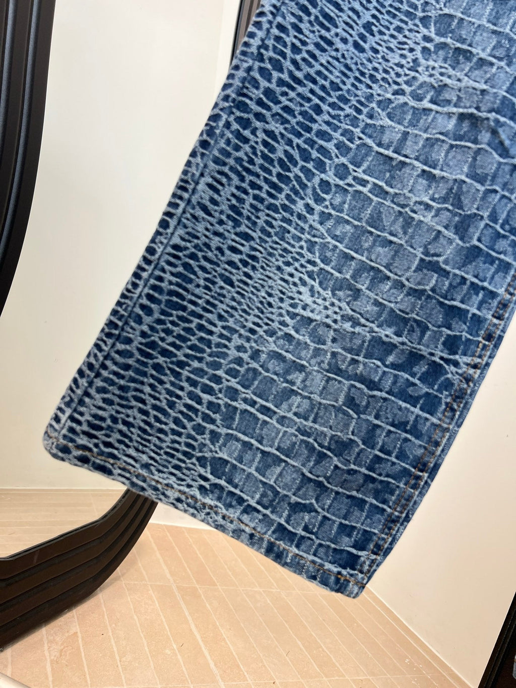 CHANEL 26S JEANS STYLE 1105