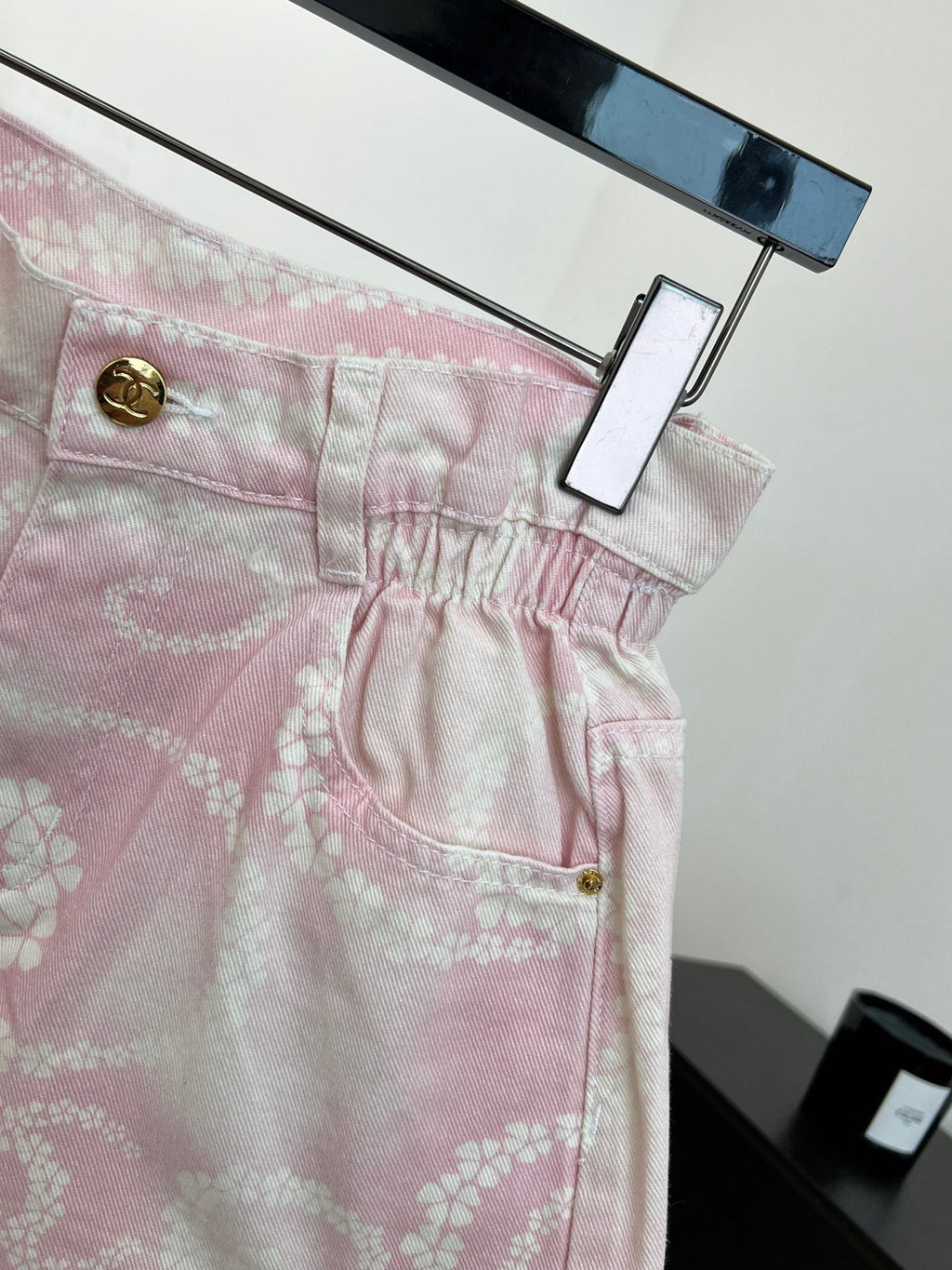 CHANEL 26S SHORTS STYLE 1061