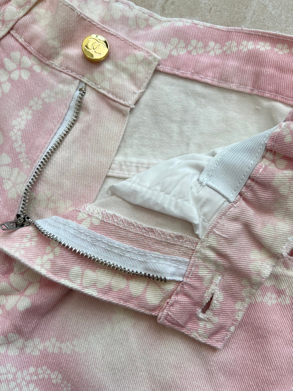 CHANEL 26S SHORTS STYLE 1061