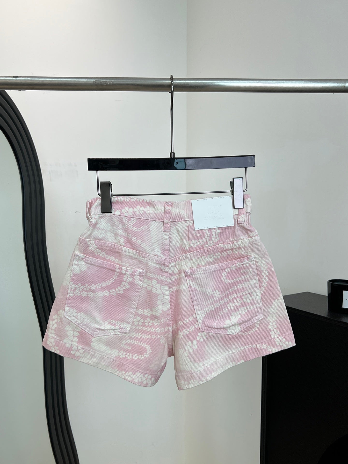 CHANEL 26S SHORTS STYLE 1061