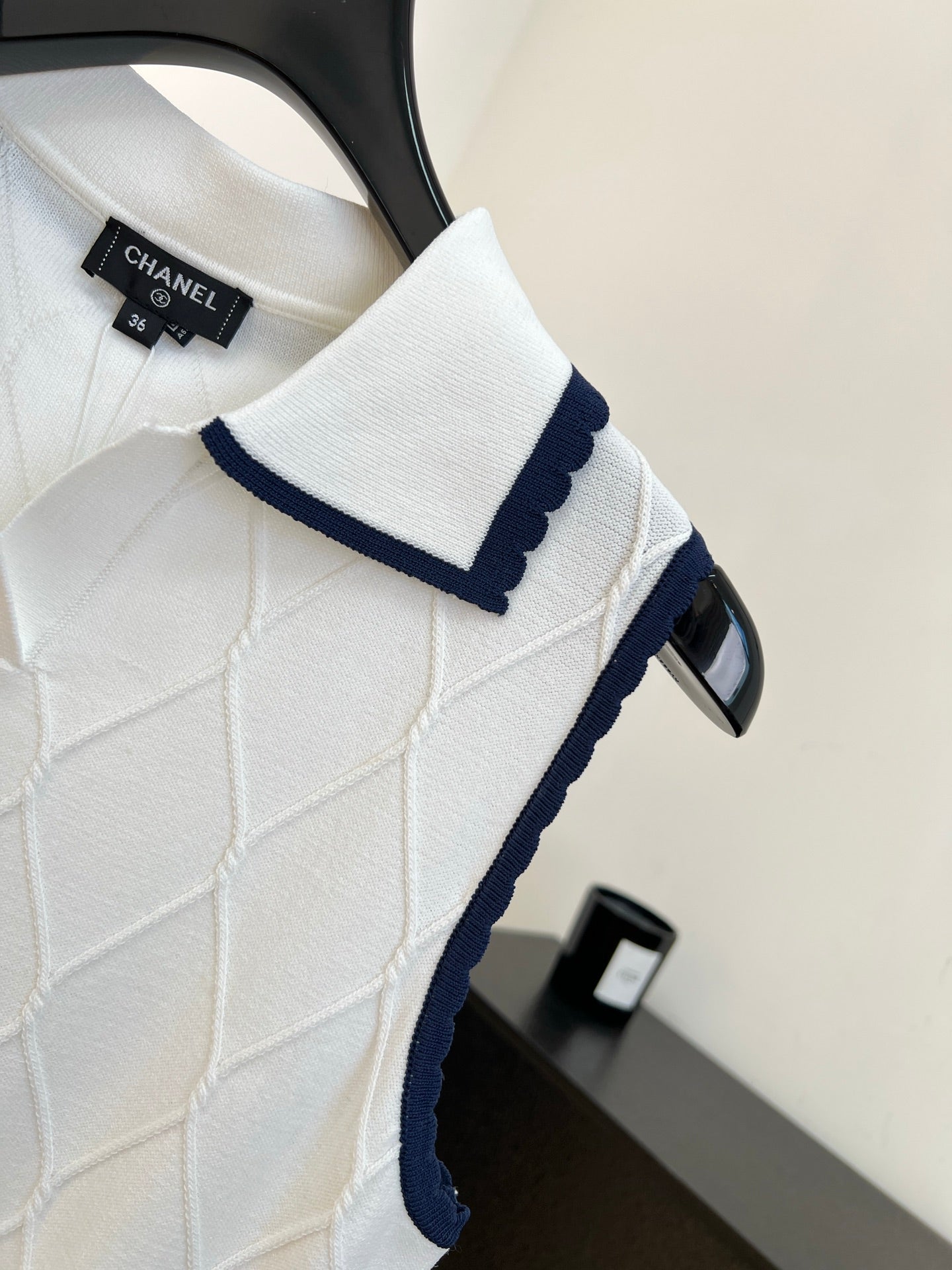 CHANEL 26S SLEEVELESS POLO KNIT TOP STYLE 1151
