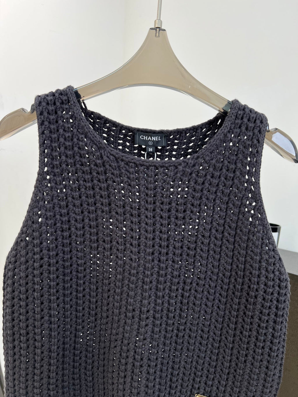 CHANEL 26S SLEEVELESS KNIT TOP 1495