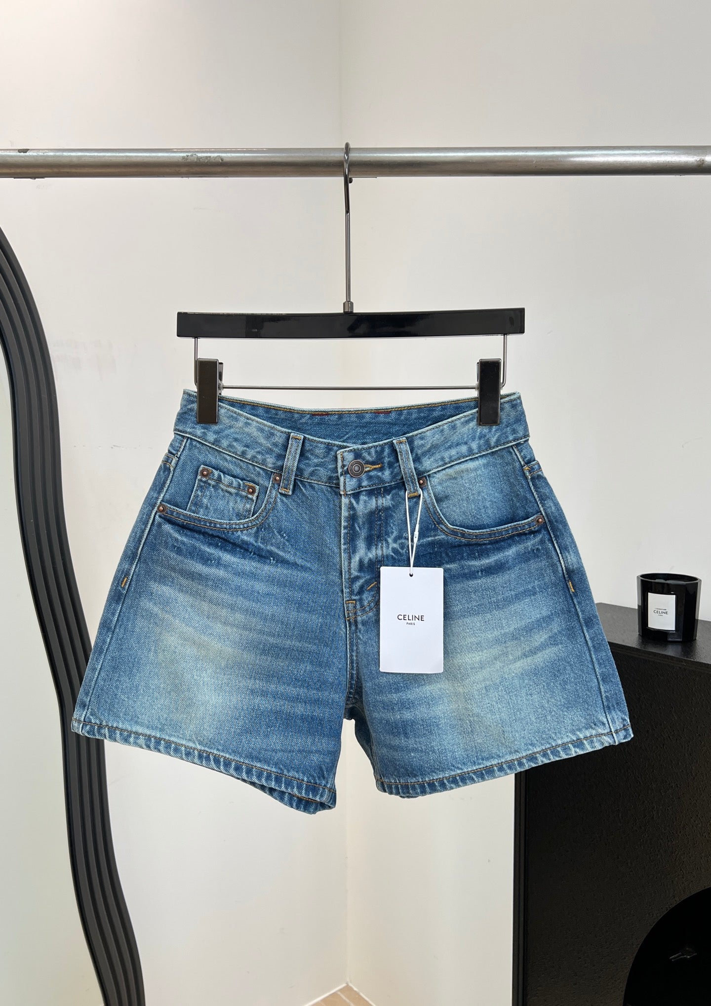 CELINE 26S DENIM SHORTS 396