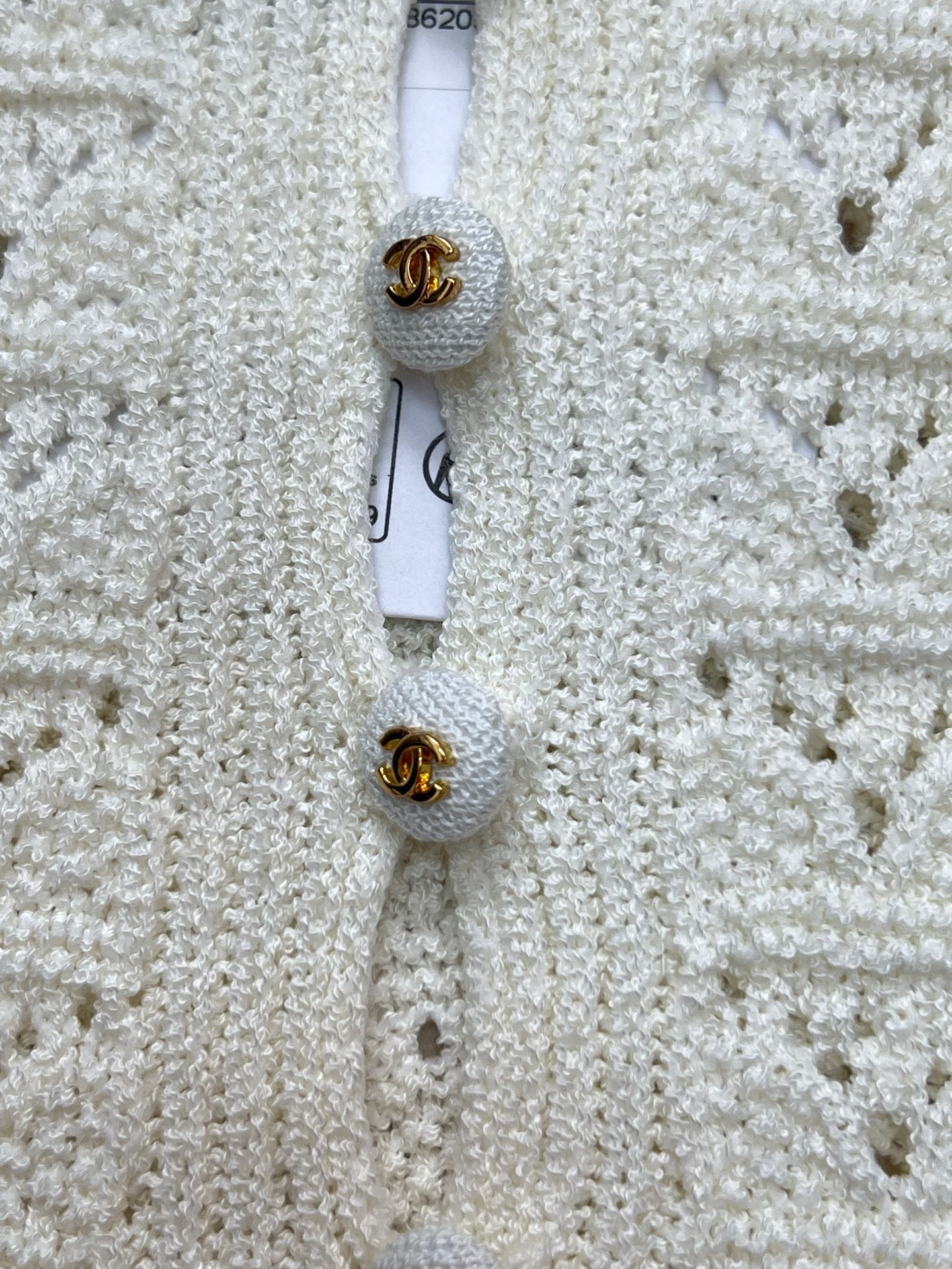 CHANEL 26S SHORT-SLEEVE KNIT CARDIGAN 1415
