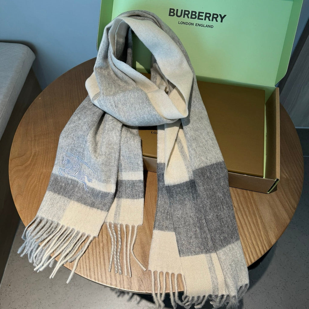 BURBERRY 26S SCARF 168CM IN CASHMERE 143469