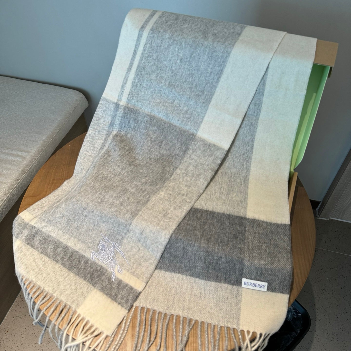 BURBERRY 26S SCARF 168CM IN CASHMERE 143469