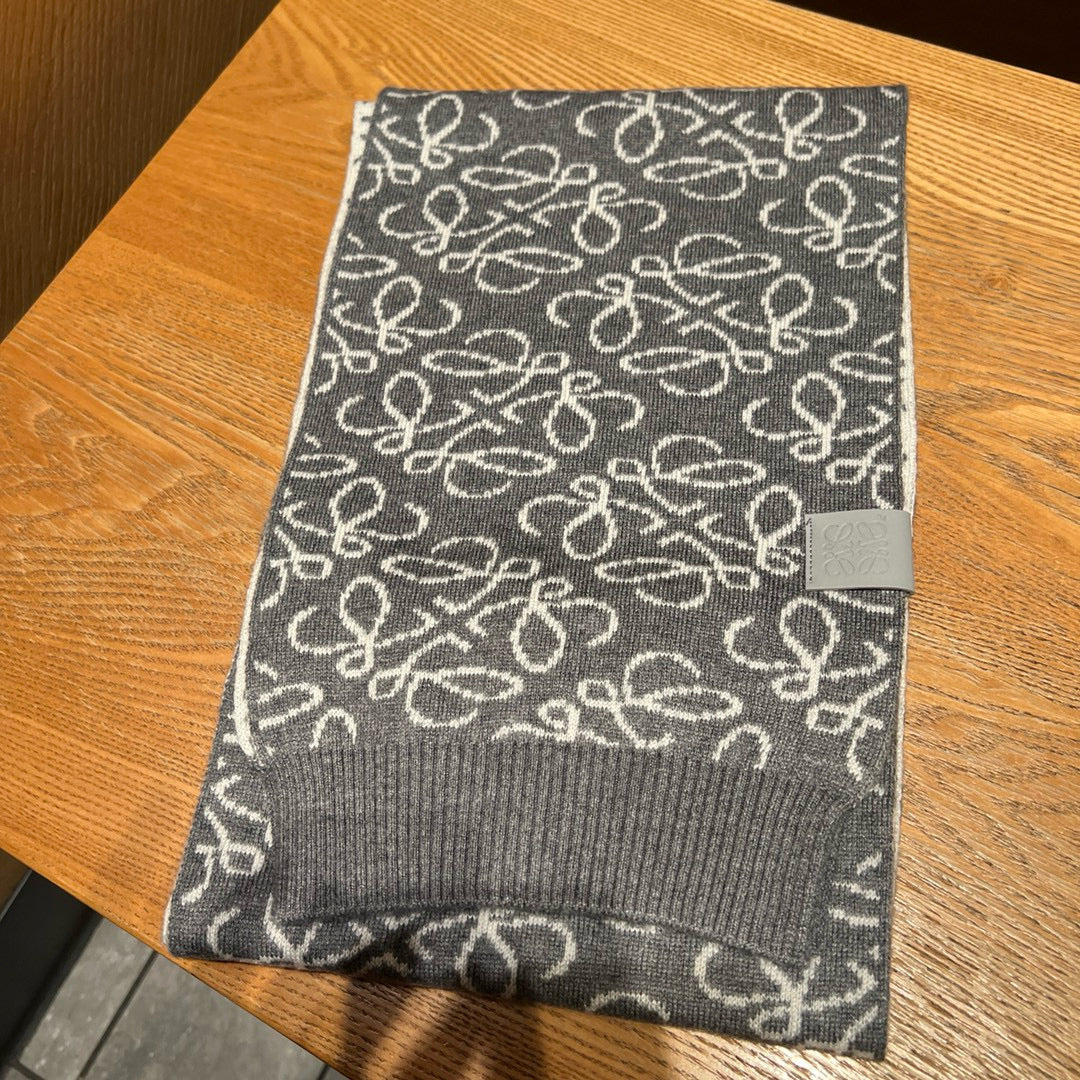 LOEWE 26S SCARF 190 IN CASHMERE WOOL 143457