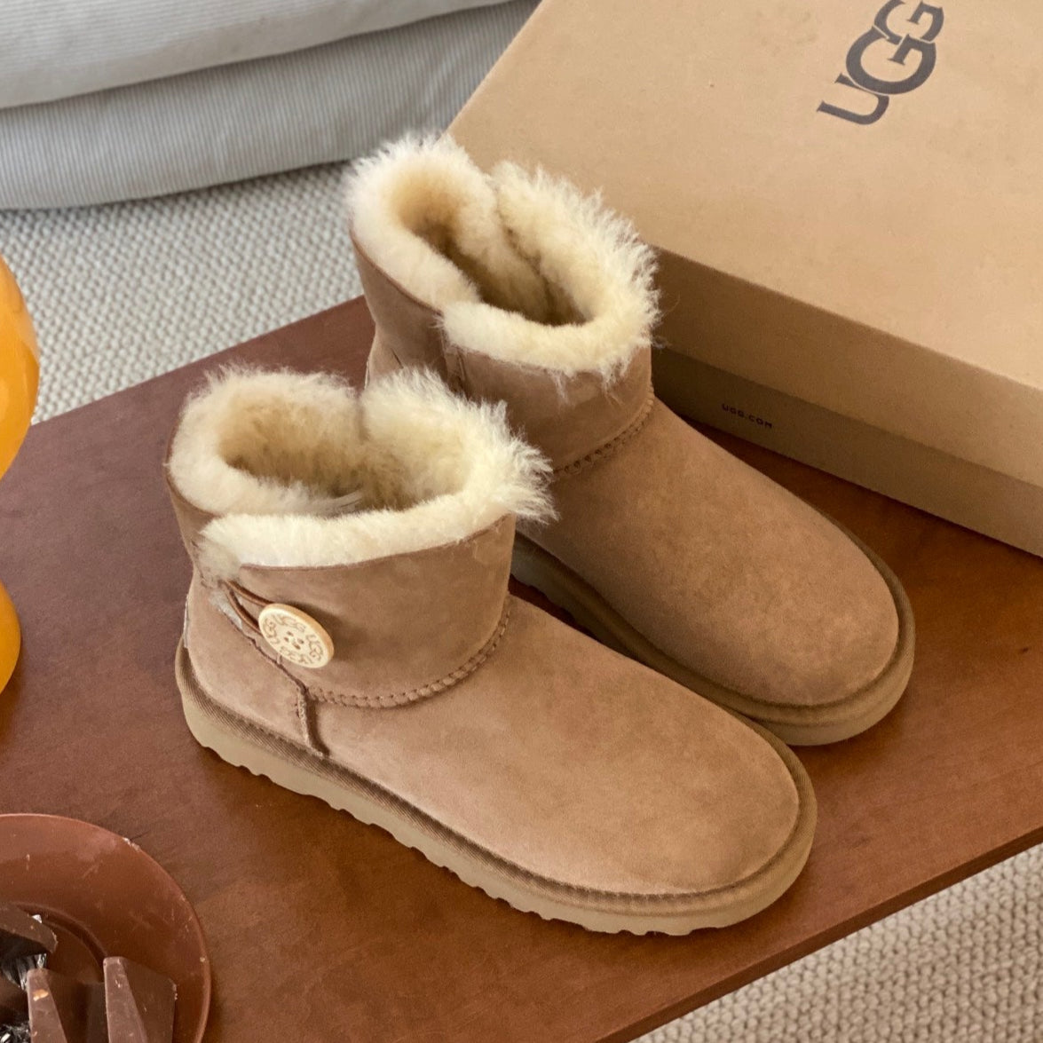 MINI BAILEY BUTTON II BOOT IN CIDER BROWN SUEDE AND SILK COTTON PADDING