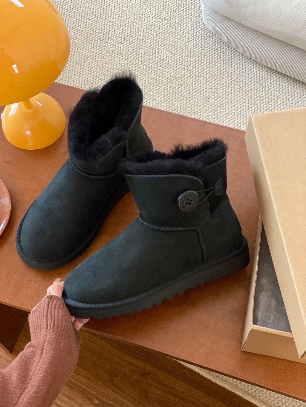 MINI BAILEY BUTTON II BOOT IN BLACK SUEDE AND SILK COTTON PADDING