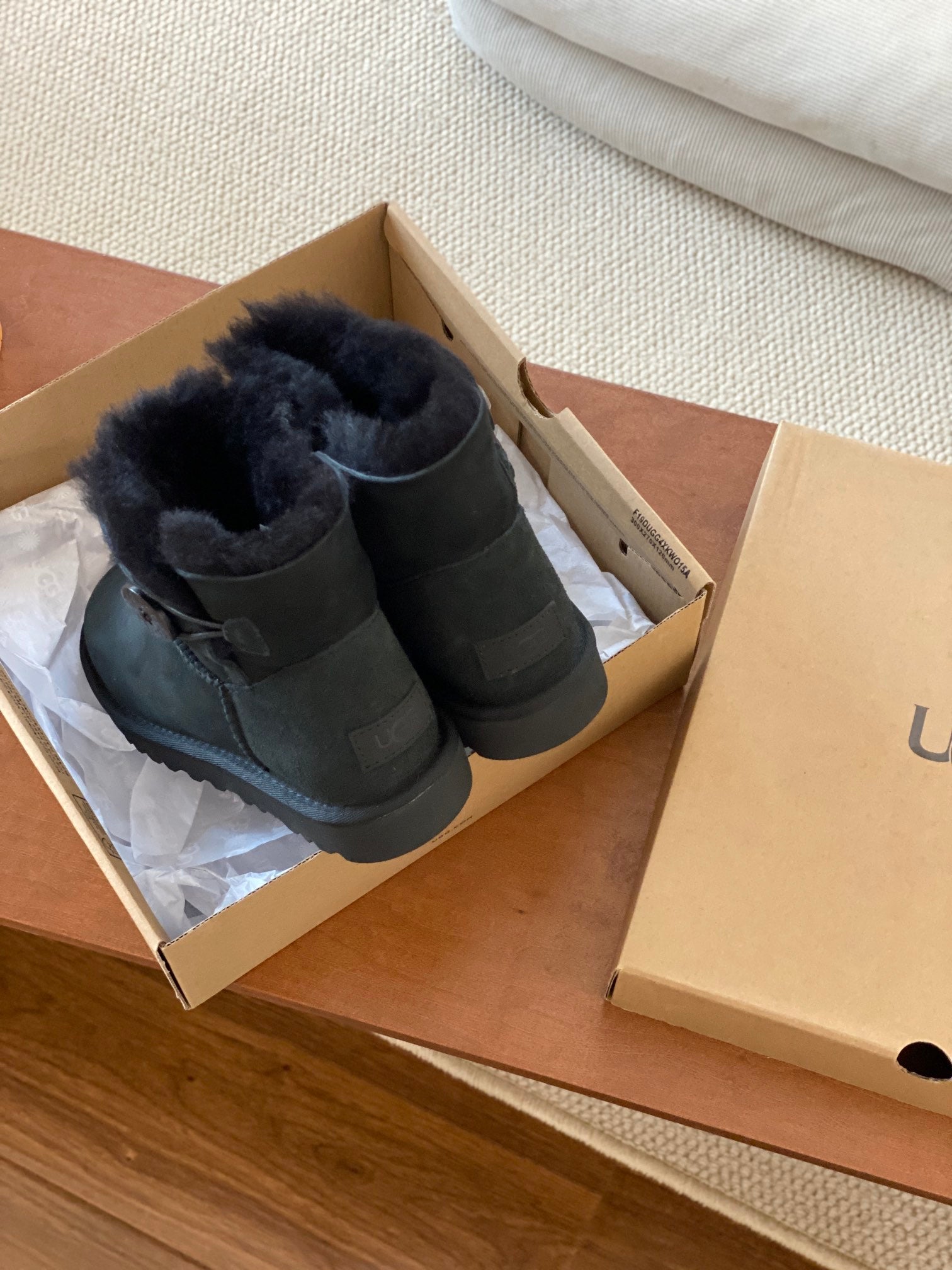 MINI BAILEY BUTTON II BOOT IN BLACK SUEDE AND SILK COTTON PADDING