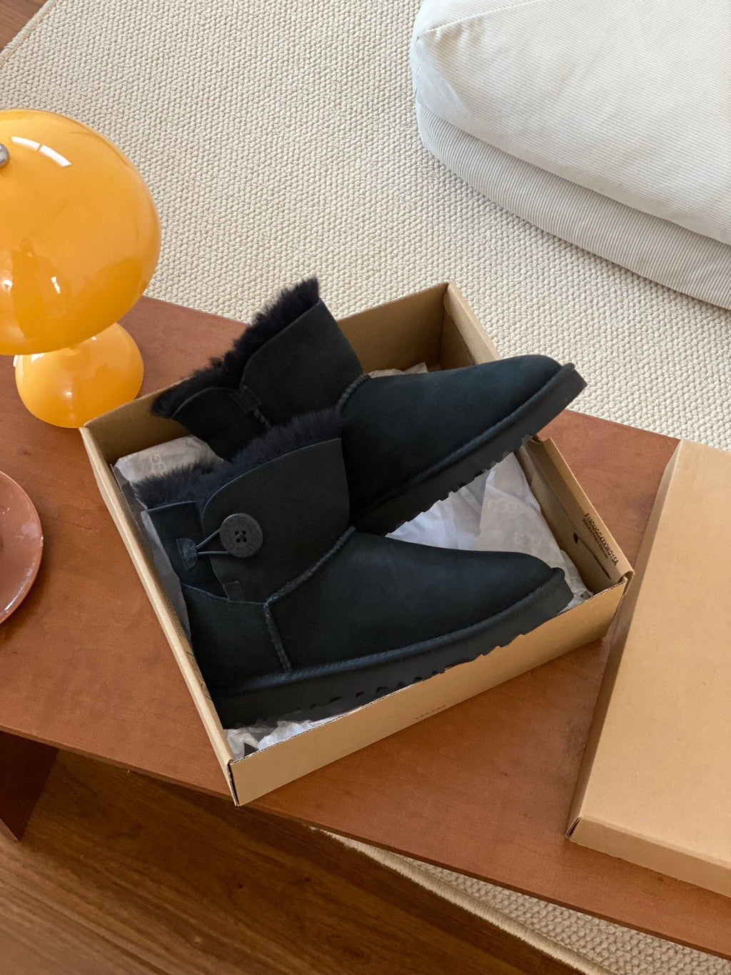 MINI BAILEY BUTTON II BOOT IN BLACK SUEDE AND SILK COTTON PADDING