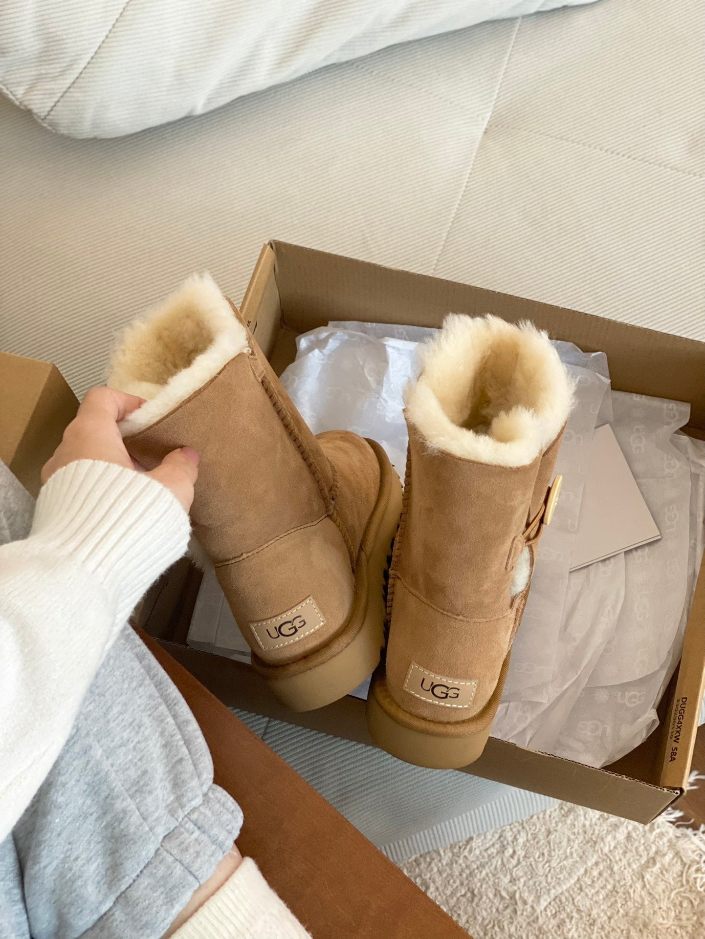 CLASSIC BAILEY BOOTS WITH BUTTONS IN CIDER BROWN SUEDE AND WOOL LINED