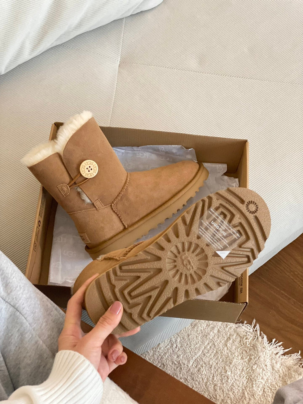 CLASSIC BAILEY BOOTS WITH BUTTONS IN CIDER BROWN SUEDE AND WOOL LINED