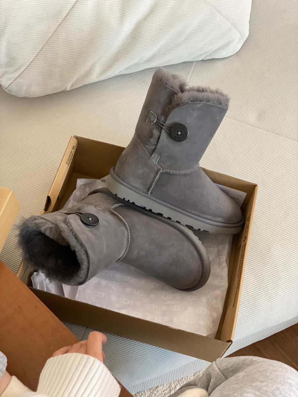 CLASSIC BAILEY BOOTS WITH BUTTONS IN SMOKE GRAY SUEDE AND WOOL LINED