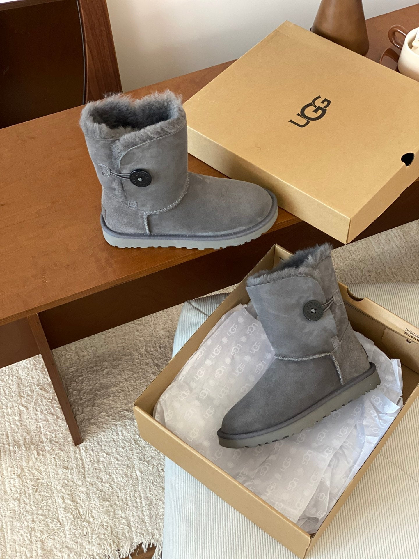 CLASSIC BAILEY BOOTS WITH BUTTONS IN SMOKE GRAY SUEDE AND WOOL LINED