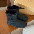 CLASSIC BAILEY BOOTS WITH BUTTONS IN BLACK SUEDE AND WOOL LINED