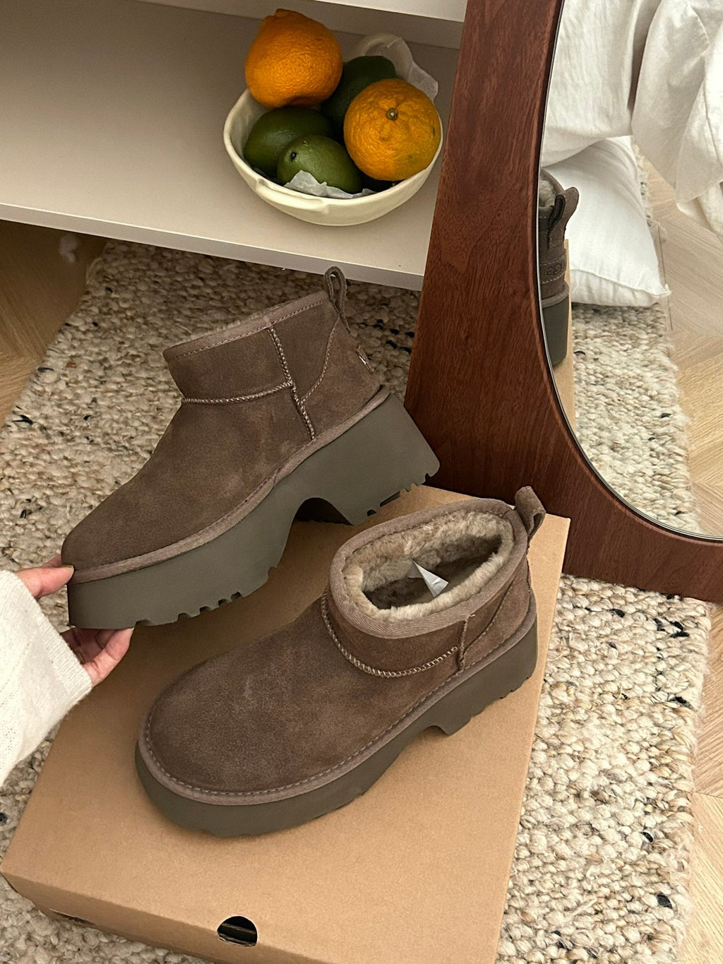 CLASSIC ULTRA MINI PLATFORM IN HICKORY BROWN SUEDE