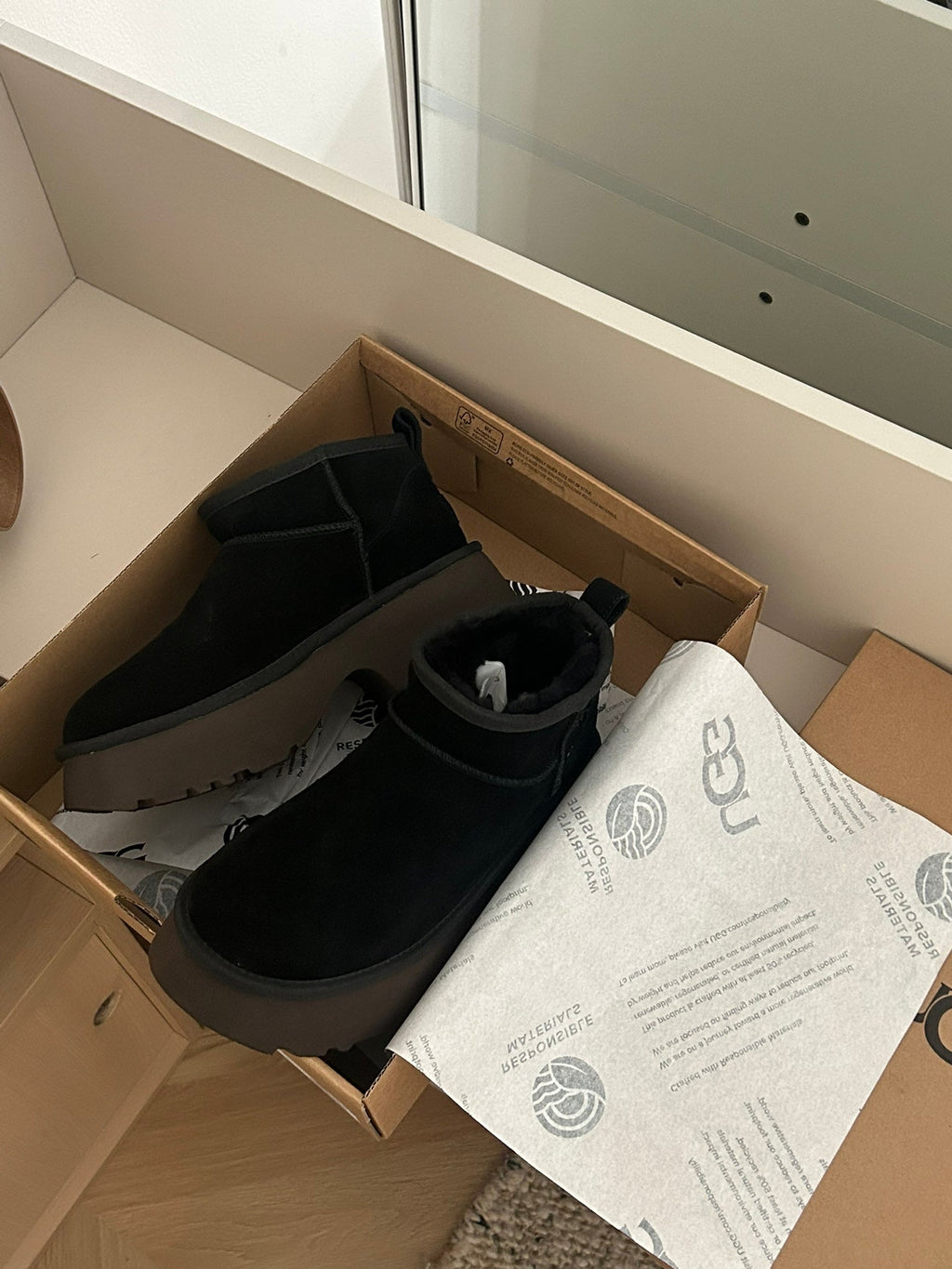 CLASSIC ULTRA MINI PLATFORM IN BLACK MIX CHOCOLATE BROWN SUEDE