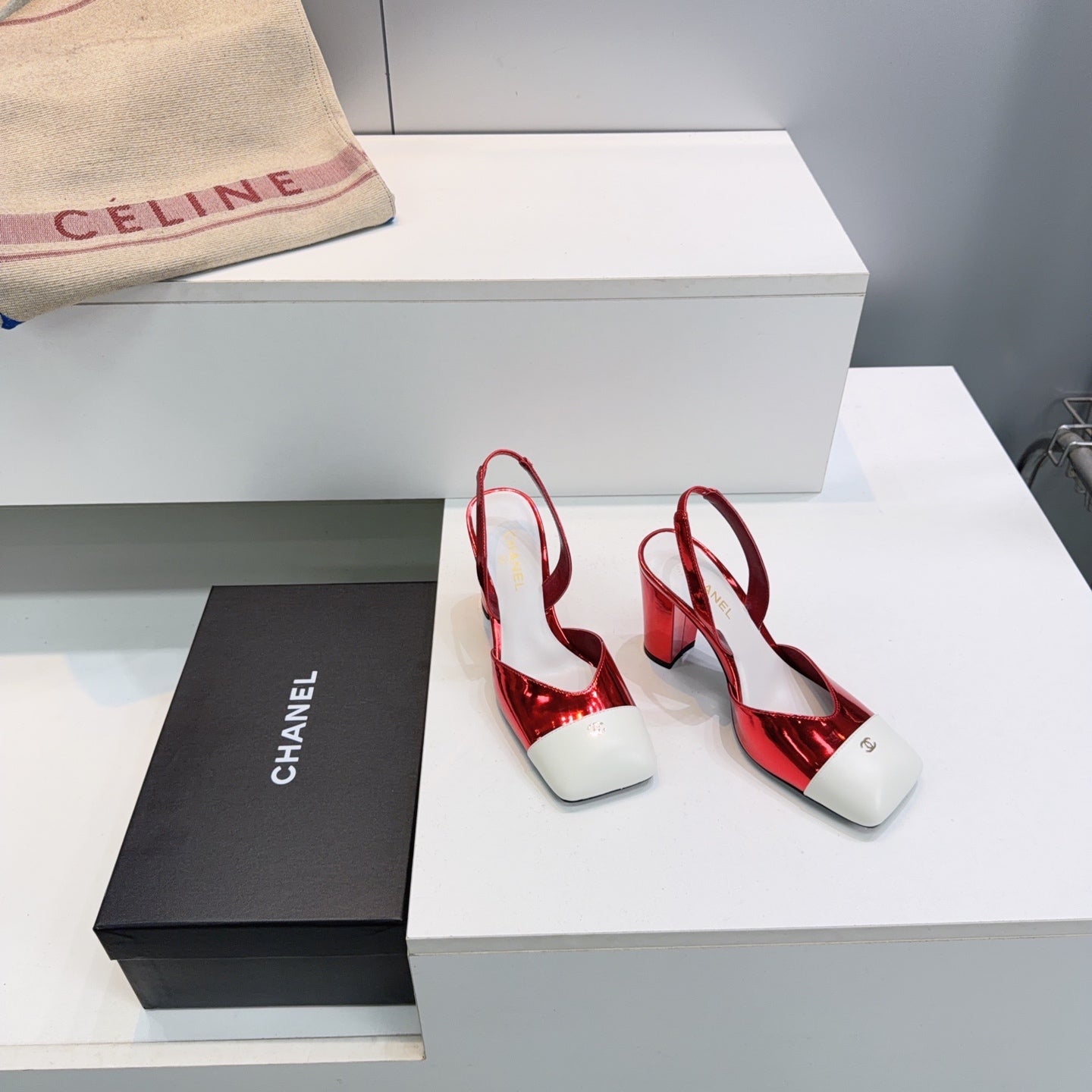 CHANEL 26S SLINGBACK 95 MM IN RED GLOSSY LAMBSKIN WITH WHITE CAP TOE