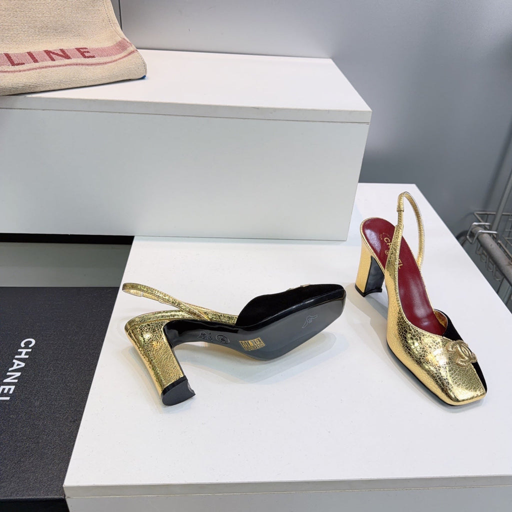 CHANEL 26S SLINGBACK 100 MM IN GOLD LAMBSKIN AND BLACK SUEDE