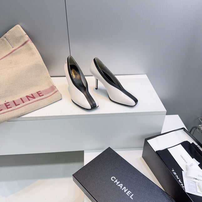 CHANEL 26S HIGH HEELS 100 MM IN WHITE CALFSKIN