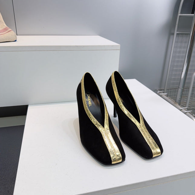 CHANEL 26S HIGH HEELS 100 MM IN BLACK SUEDE