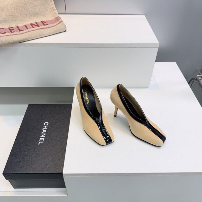 CHANEL 26S HIGH HEELS 100 MM IN BEIGE SUEDE
