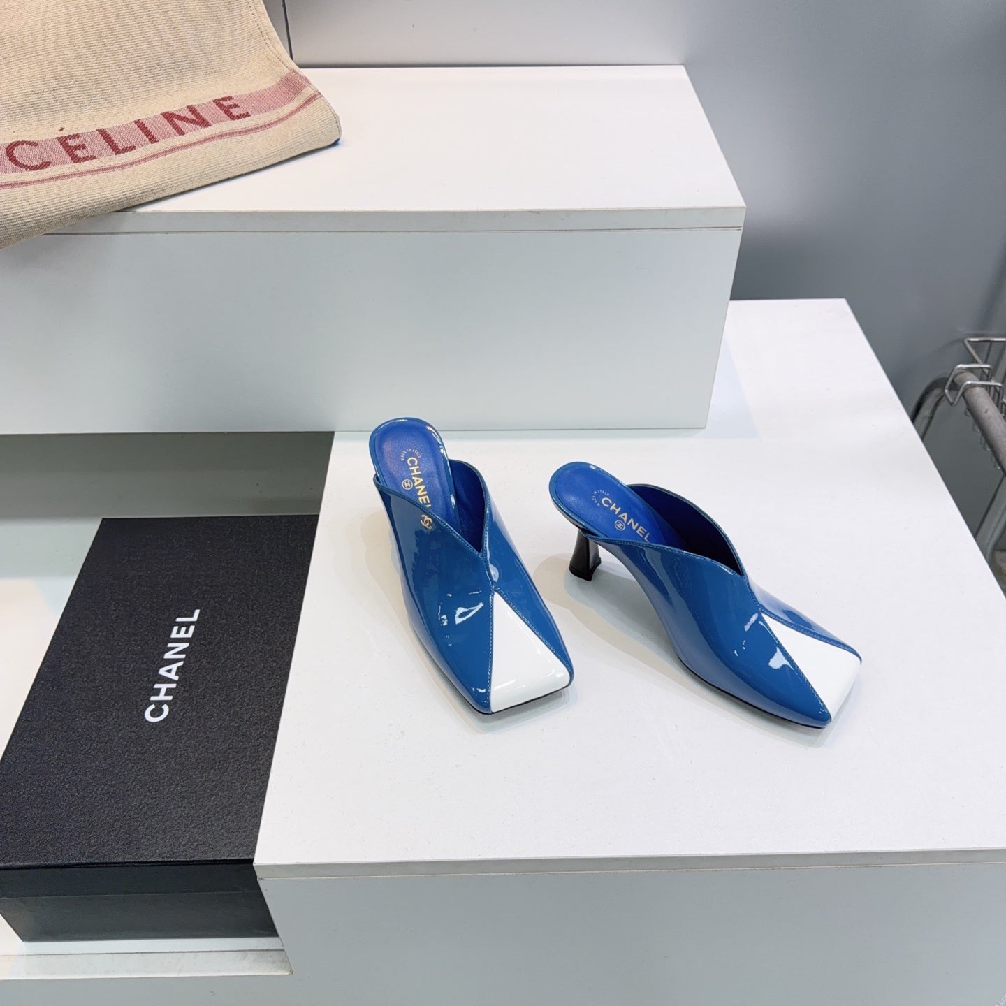 CHANEL 26S HIGH-HEEL MULES 70 MM IN BLUE AND WHITE LAMBSKIN