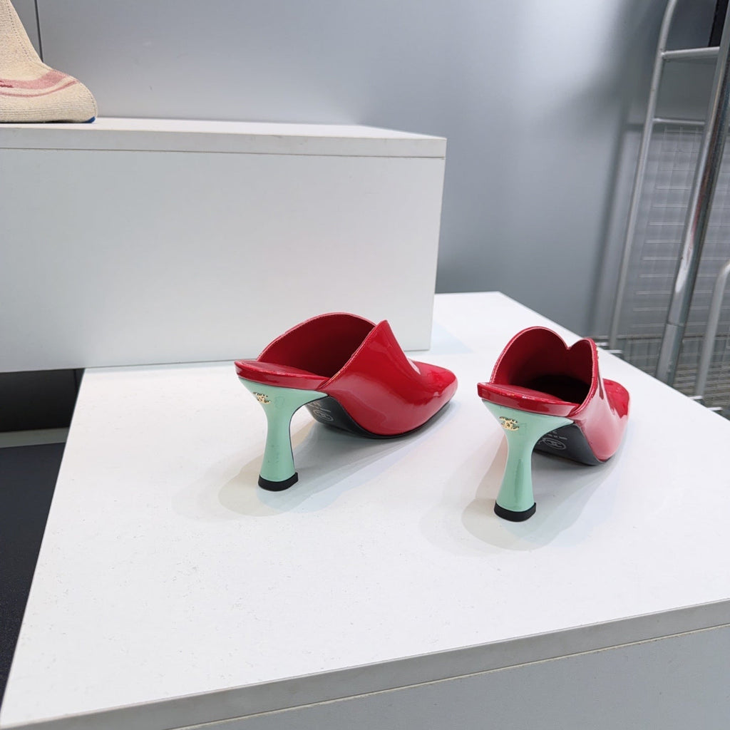 CHANEL 26S HIGH-HEEL MULES 70 MM IN PINK AND RED LAMBSKIN