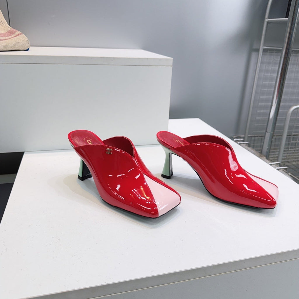 CHANEL 26S HIGH-HEEL MULES 70 MM IN PINK AND RED LAMBSKIN