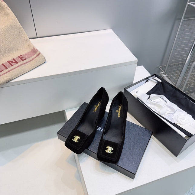 CHANEL 26S SQUARE-TOE HIGH HEELS 95 MM IN BLACK SUEDE