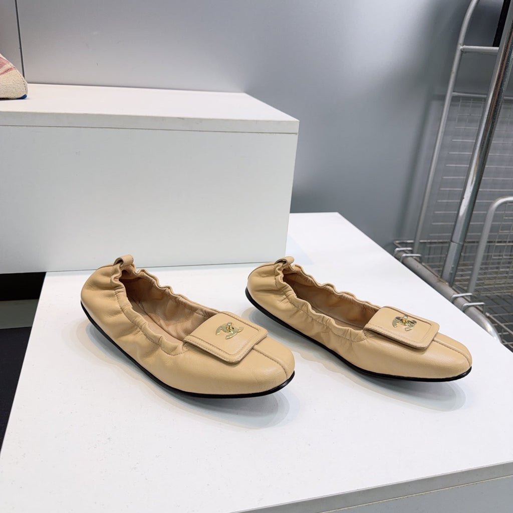 CHANEL 26S BALLERINA FLATS IN BEIGE LAMBSKIN