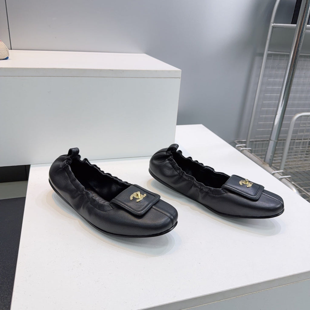 CHANEL 26S BALLERINA FLATS IN BLACK LAMBSKIN