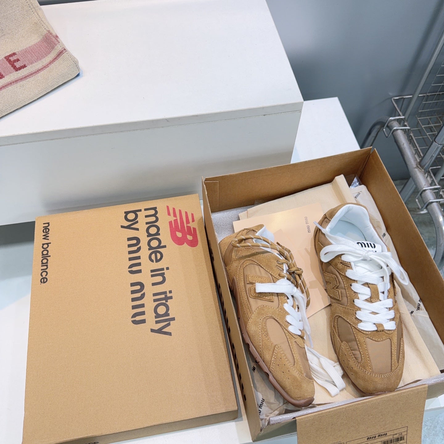 MIUMIU 26S NEW BALANCE SNEAKERS IN TAN BROWN SUEDE & FABRIC