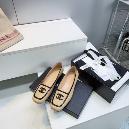 CHANEL 26S SQUARE TOE FLATS IN BEIGE CALFSKIN WITH BLACK PATENT