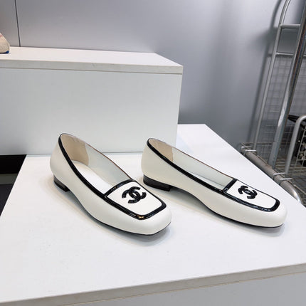 CHANEL 26S SQUARE TOE FLATS IN WHITE CALFSKIN WITH BLACK PATENT