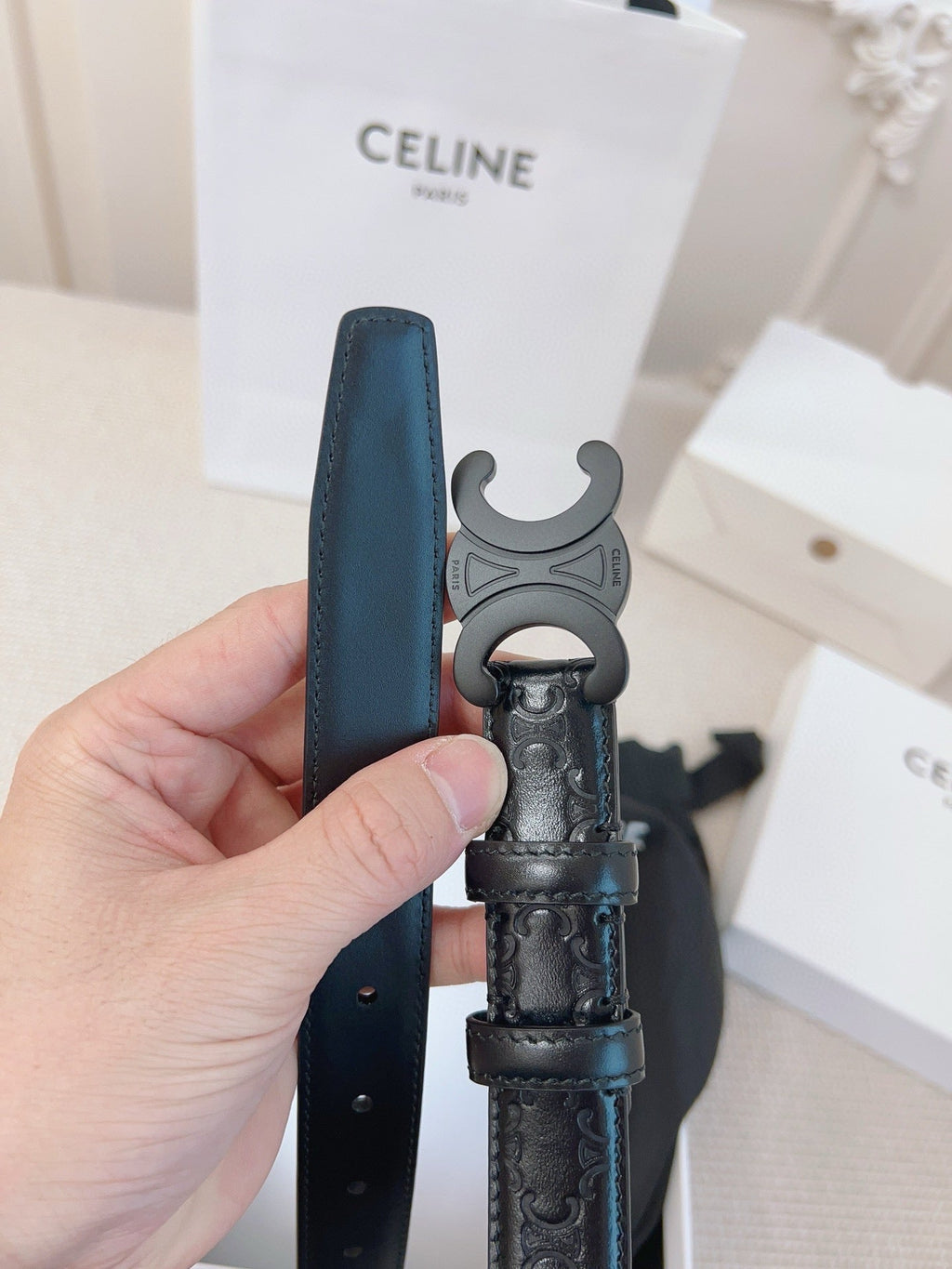 CELINE 25S BELT 25MM TRIOMPHE IN BLACK CALFSKIN 563334