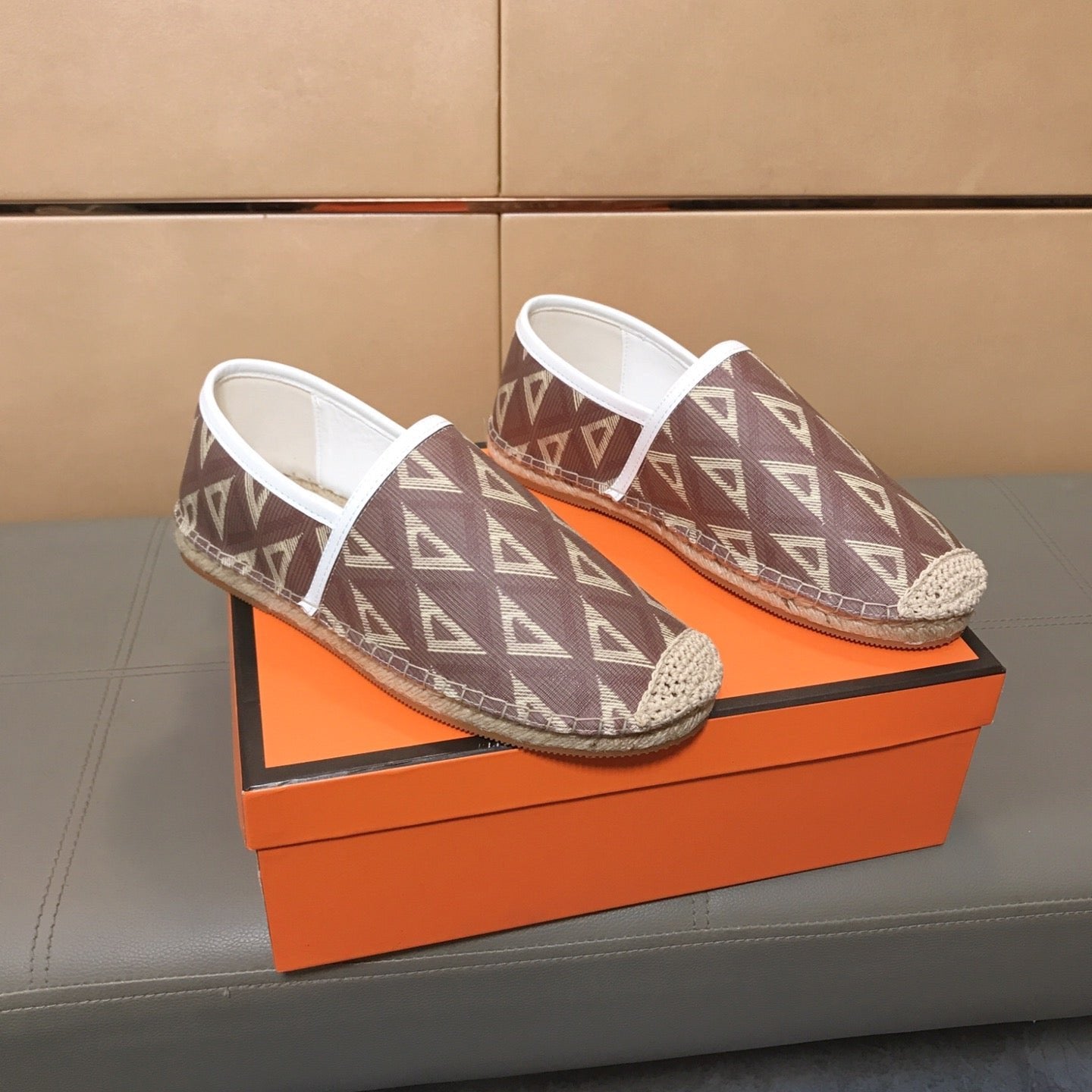 CD PARADISE ESPADRILLE LOAFER RUSSET GEOMETRIC JACQUARD