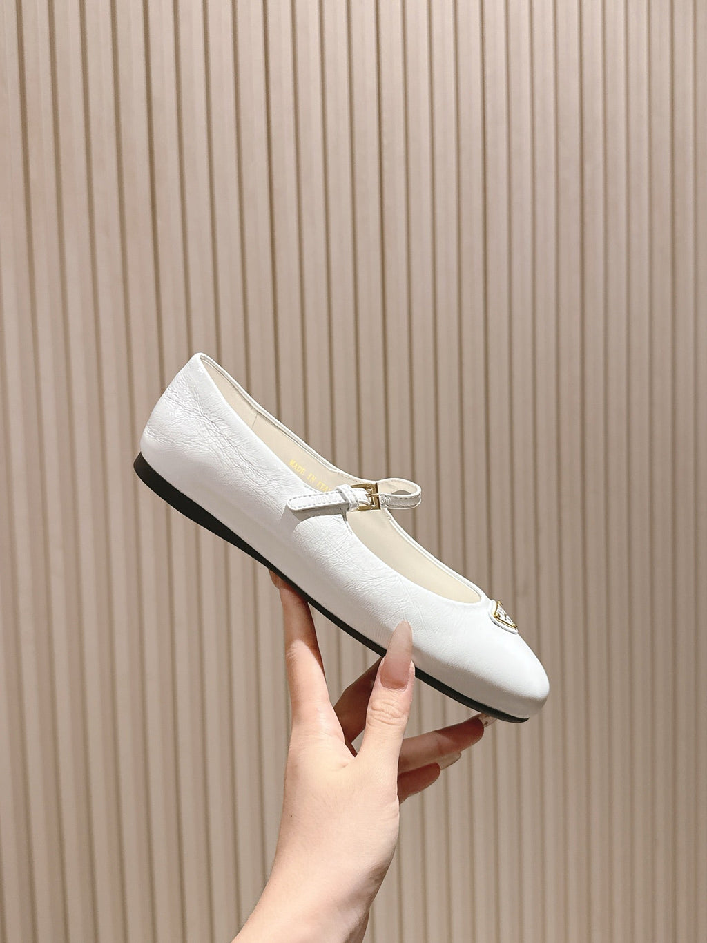 PRADA 25S BALLERINAS IN WHITE CALFSKIN GLOSSY