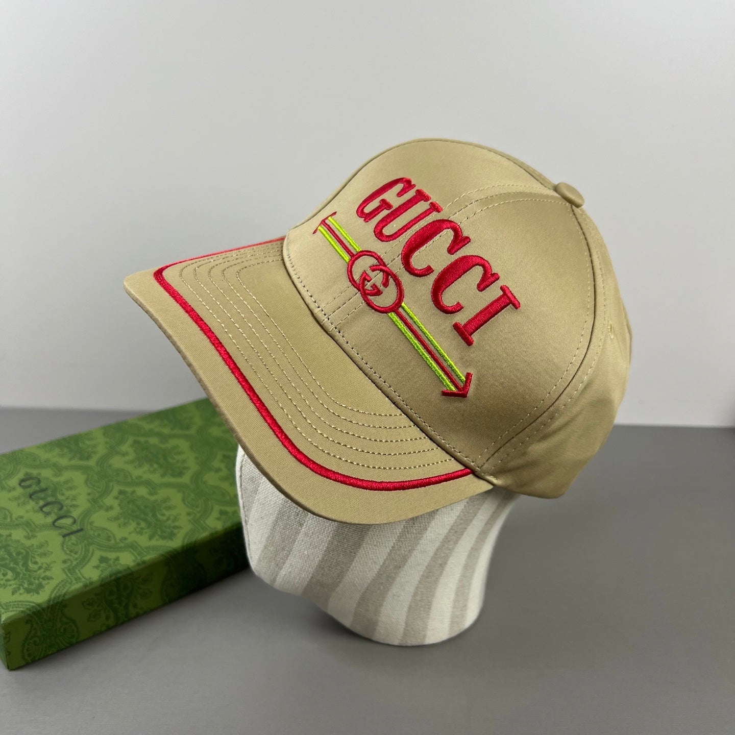 GUCCI 26S BASEBALL CAP STYLE 79