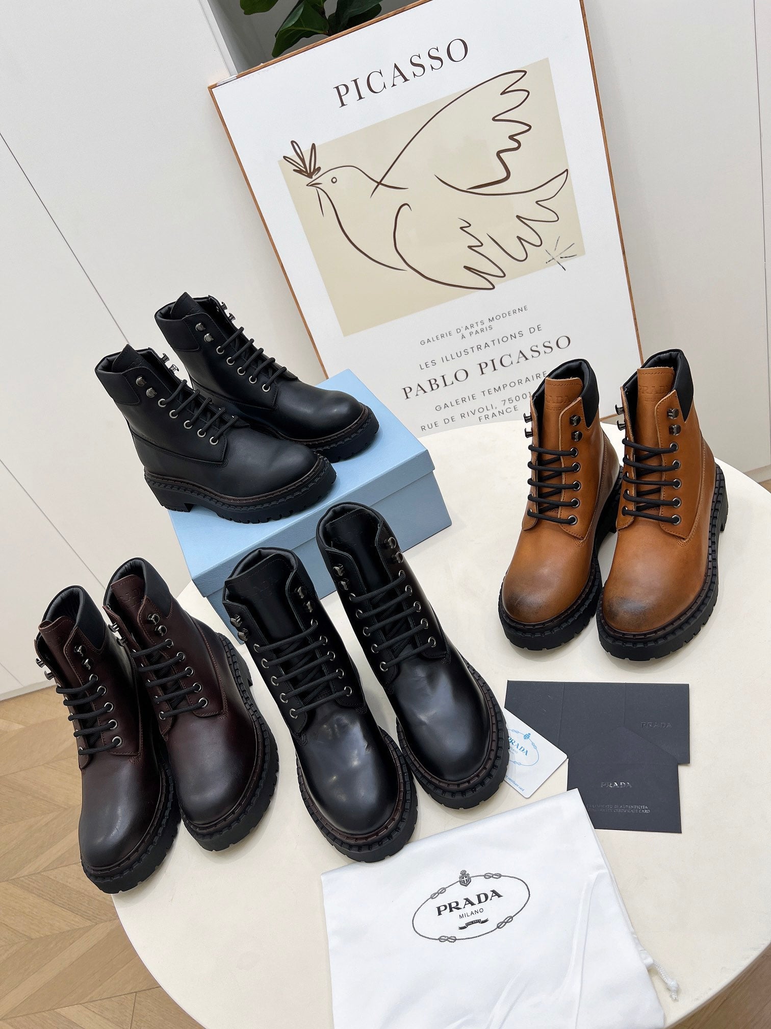 PRADA 25S LACE UP BOOTS BLACK CALFSKIN